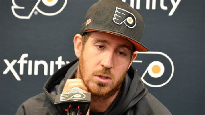 
Jimmy Hayes Brother Kevin Hayes Age, Birthday, Wikipedia, Who, Nationality, Biography 